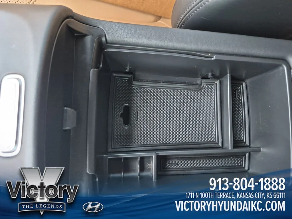 Used 2023 Gray Hyundai Calligraphy image 28