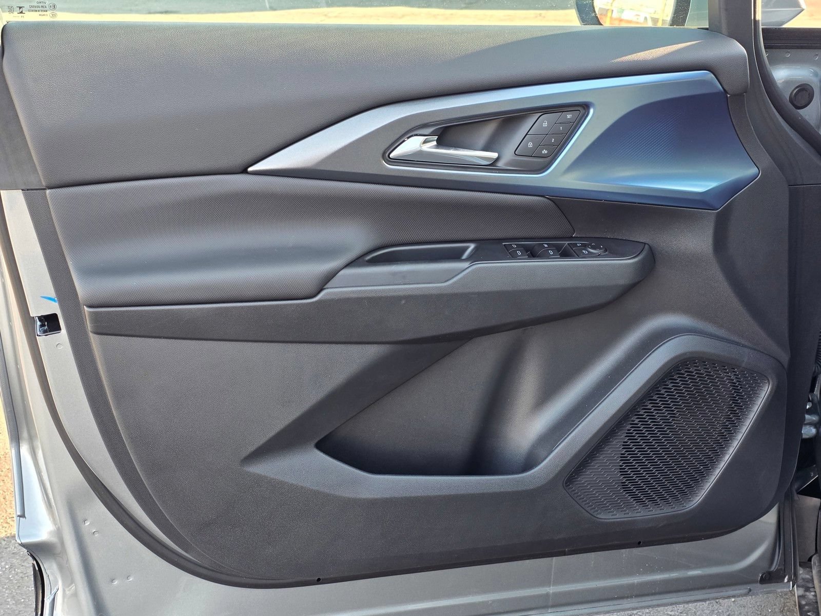 2026 Chevrolet Equinox EV 2LT - Photo 20