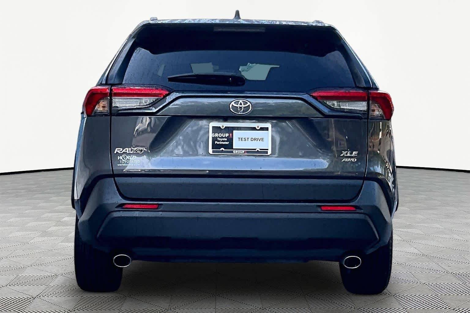 Used 2025 Magnetic Gray Metallic Toyota XLE image 5