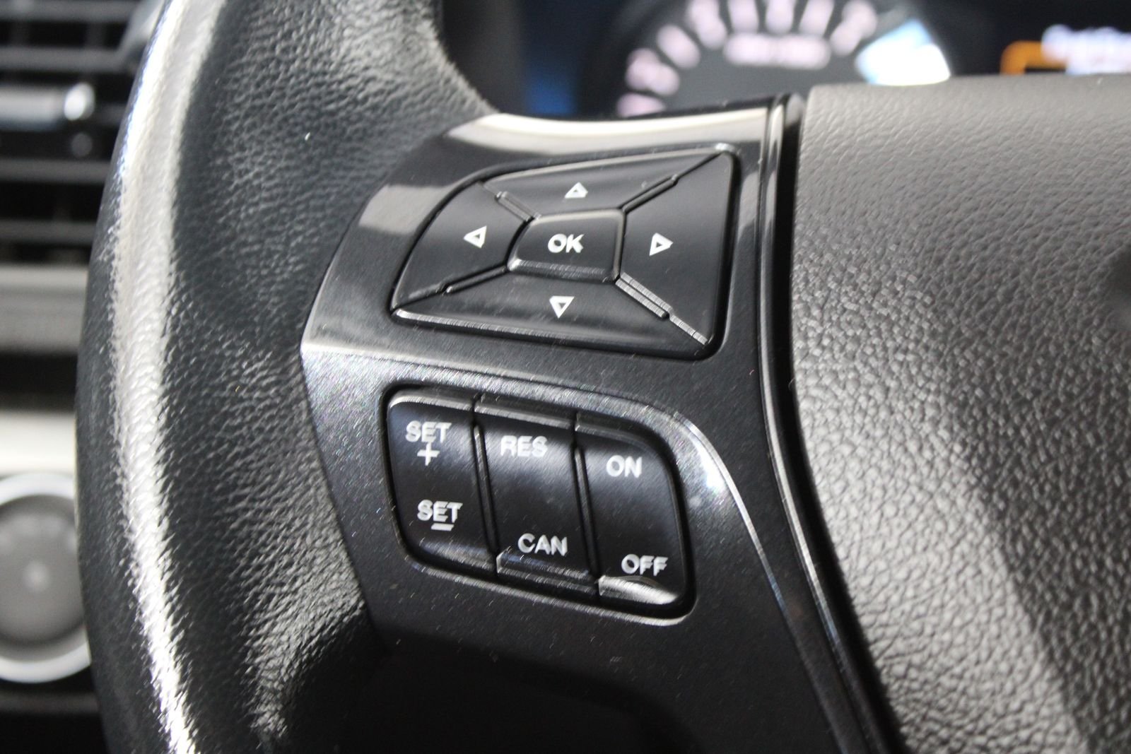 Used 2018 Blue Ford XLT image 21