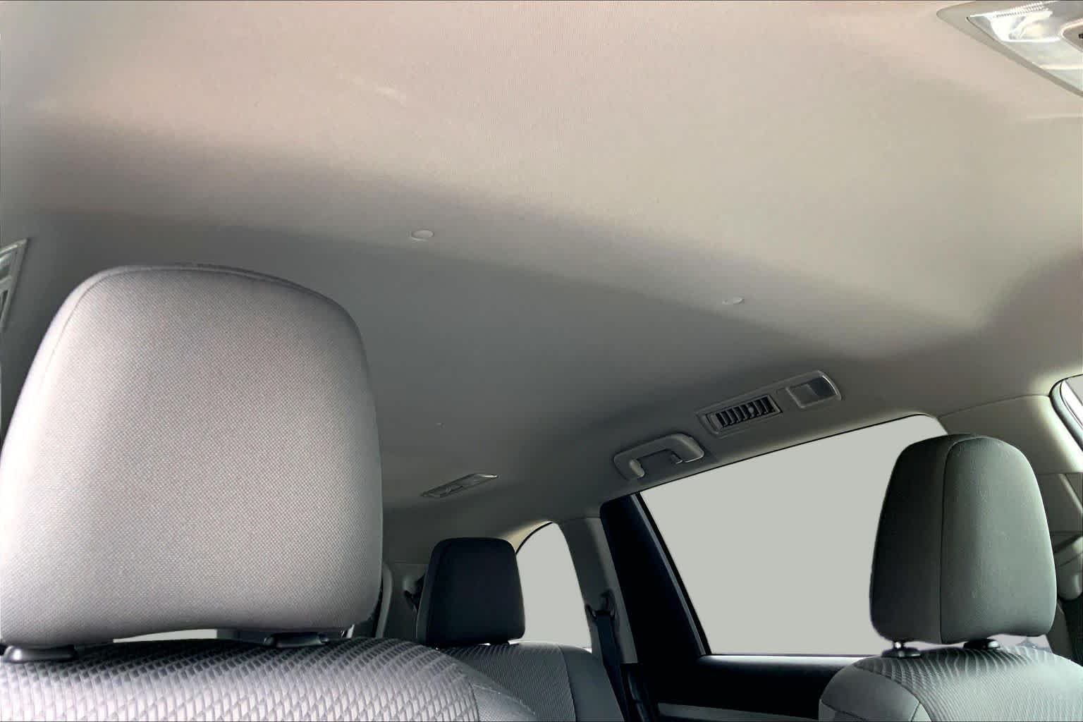 Used 2019 Midnight Black Metallic Toyota LE image 14