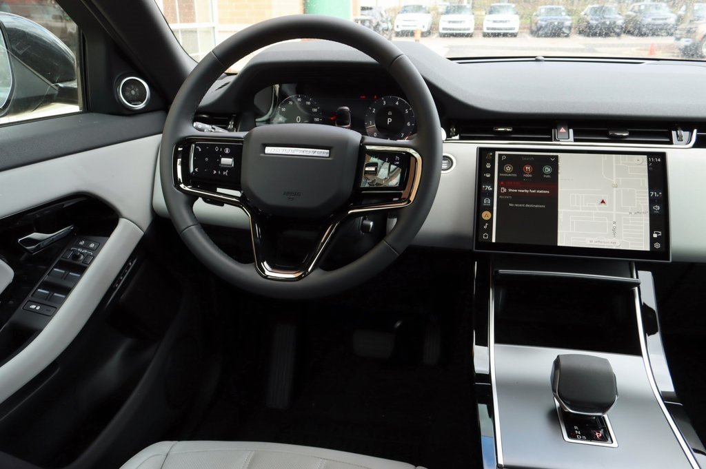 2026 LAND ROVER RANGE ROVER EVOQUE - Image 15