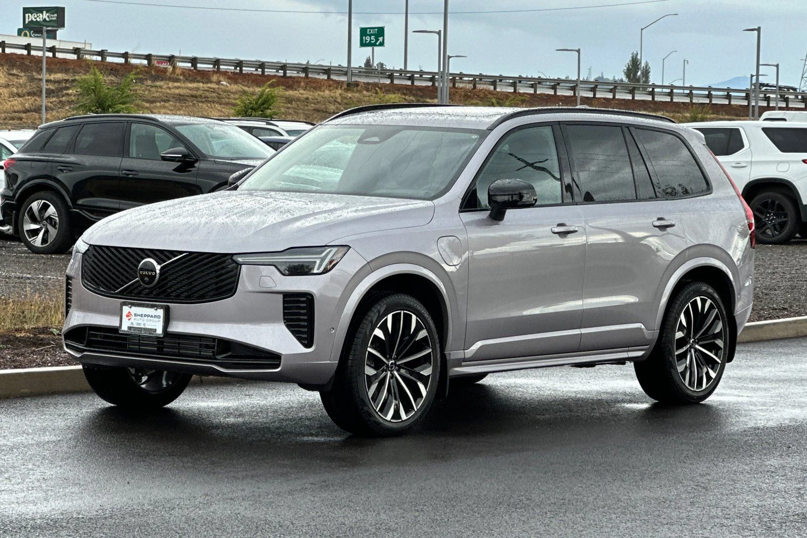 New 2026 Aurora Silver Volvo Ultra image 7