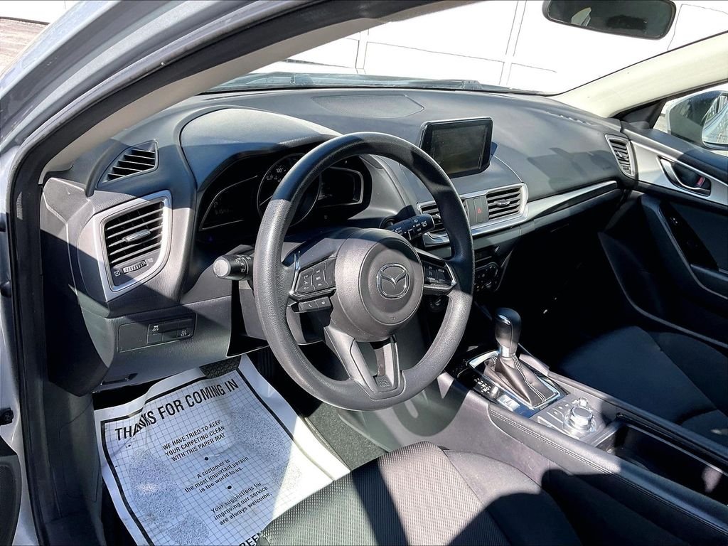Used 2017 Sonic Silver Metallic Mazda Sport image 8