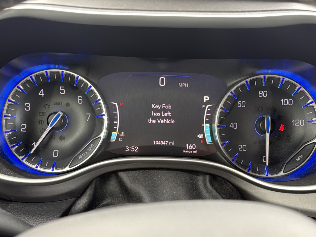 Used 2022 Gray Chrysler Touring L image 11