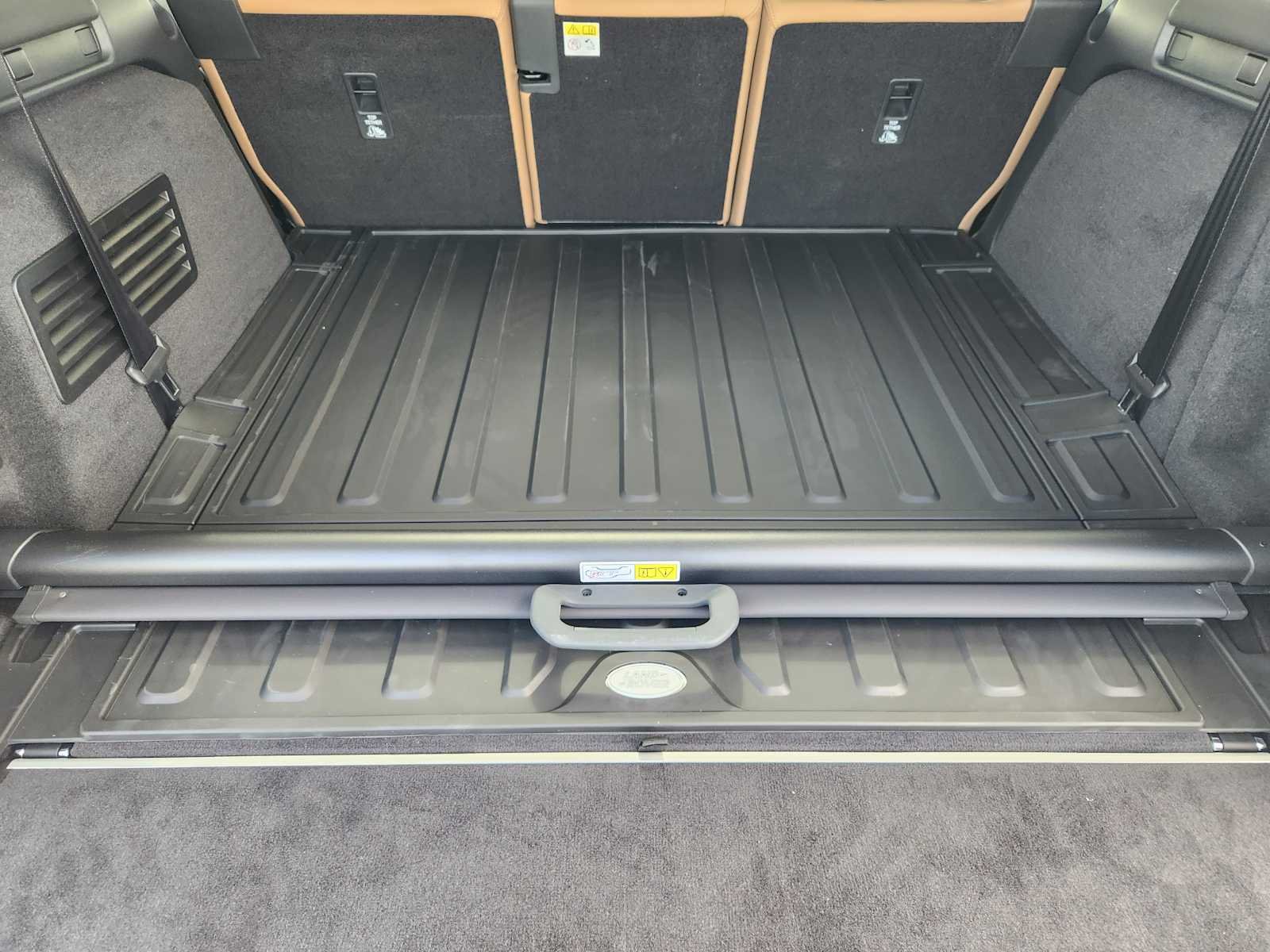 2026 Land Rover Discovery Gemini Edition - Photo 33