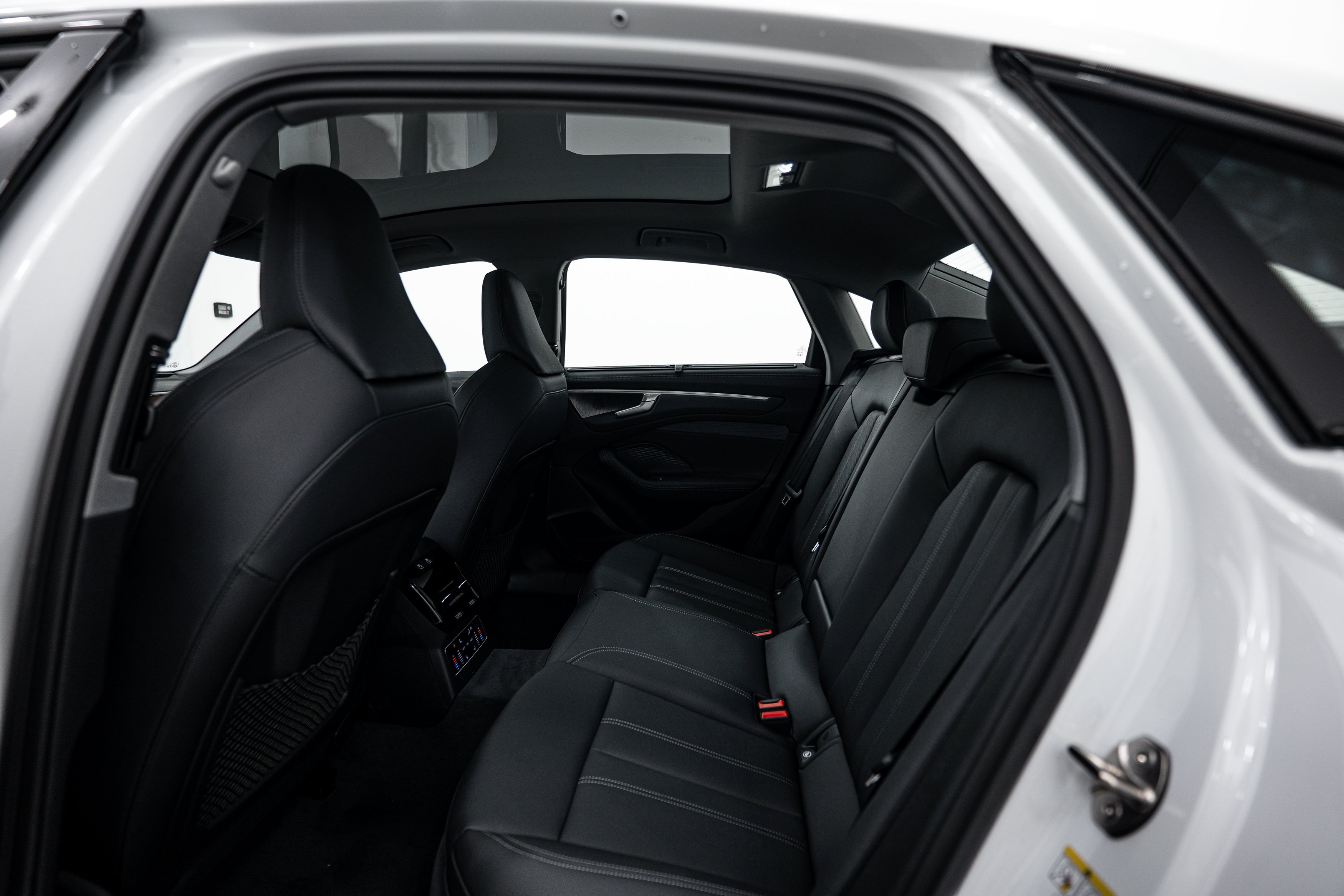 New 2026 GLACIER WHITE Audi Prestige image 19