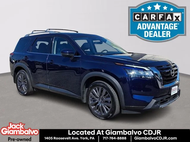 2023 Nissan Pathfinder SL