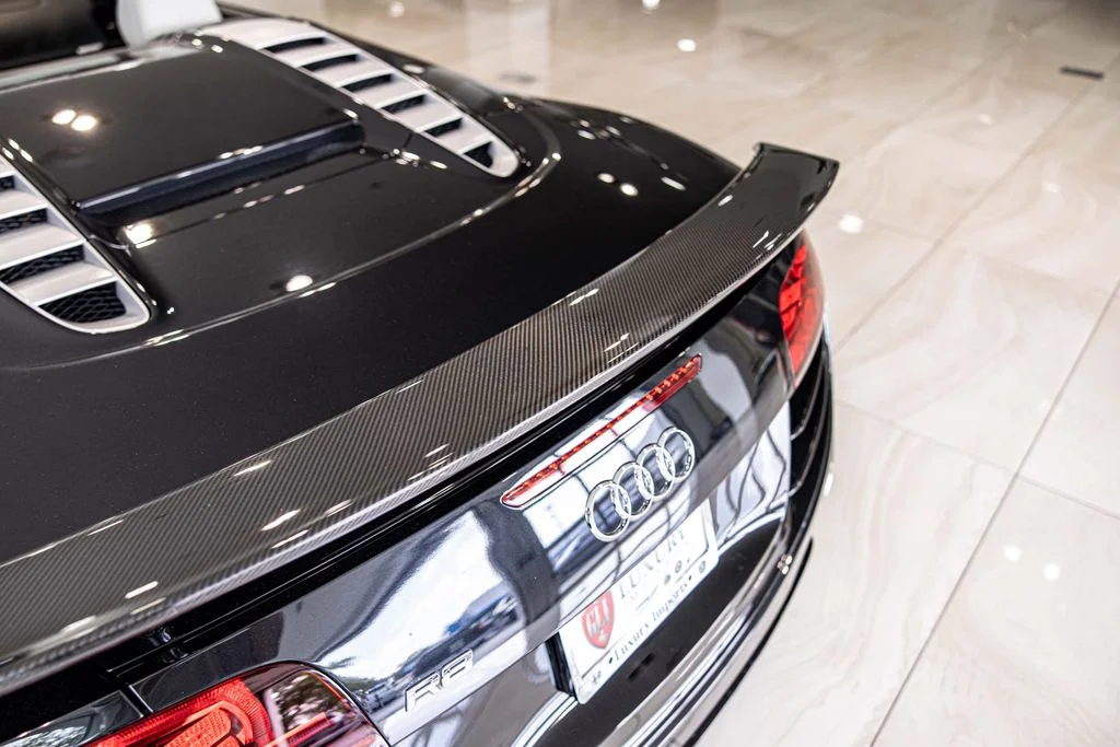 Used 2012 Blue Audi 5.2 image 17