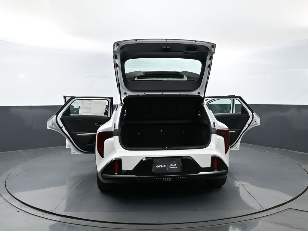New 2026 Snow White Pearl Kia GT-Line image 28