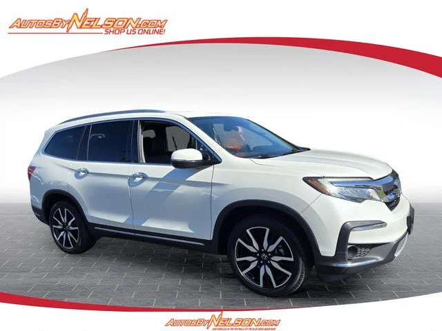 Used 2019 White Honda Touring image 1