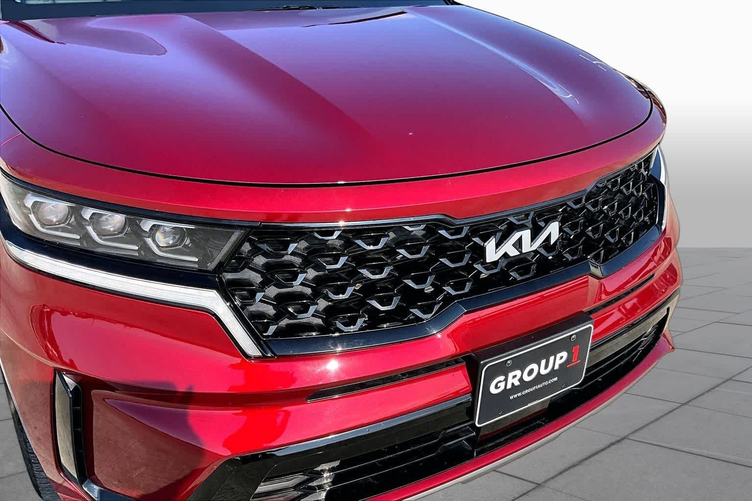 Used 2023 Passion Red Kia SX image 28