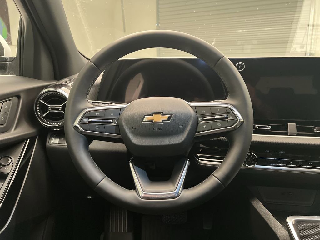 2026 Chevrolet Equinox LT - Photo 14