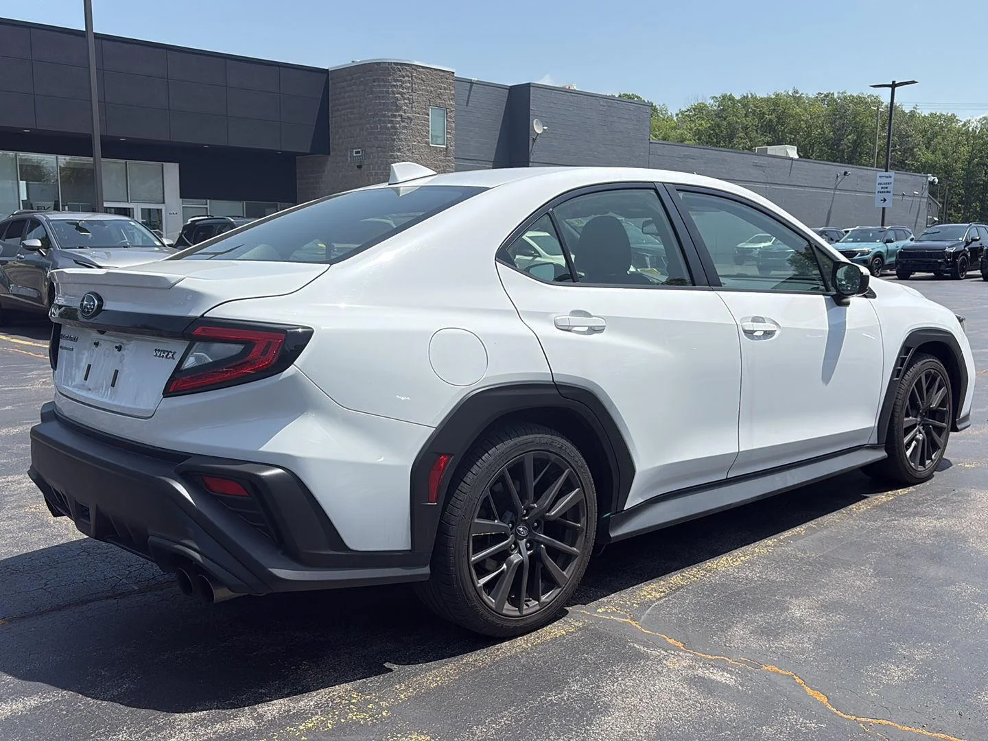 Used 2023 Ceramic White Subaru Premium image 14
