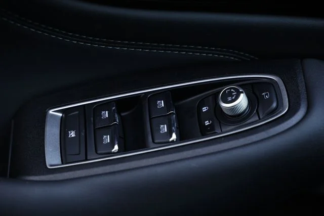 2025 Subaru Outback Touring - Photo 17