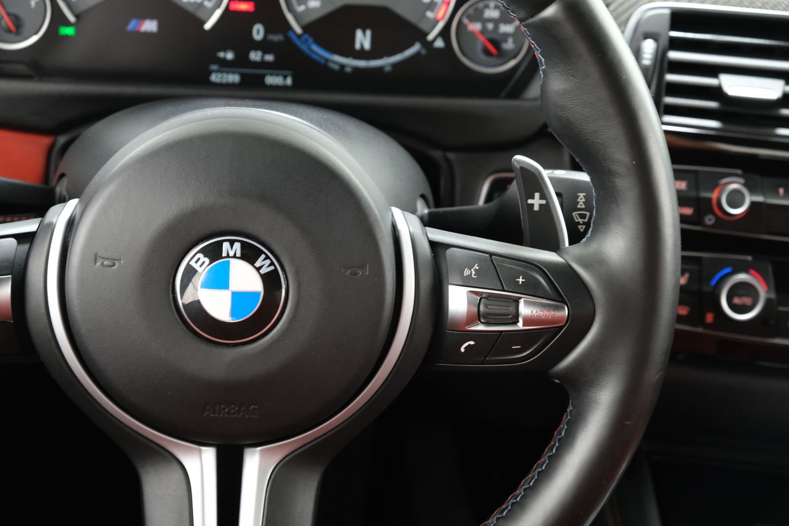 Used 2016 Mineral Gray Metallic BMW Base image 15