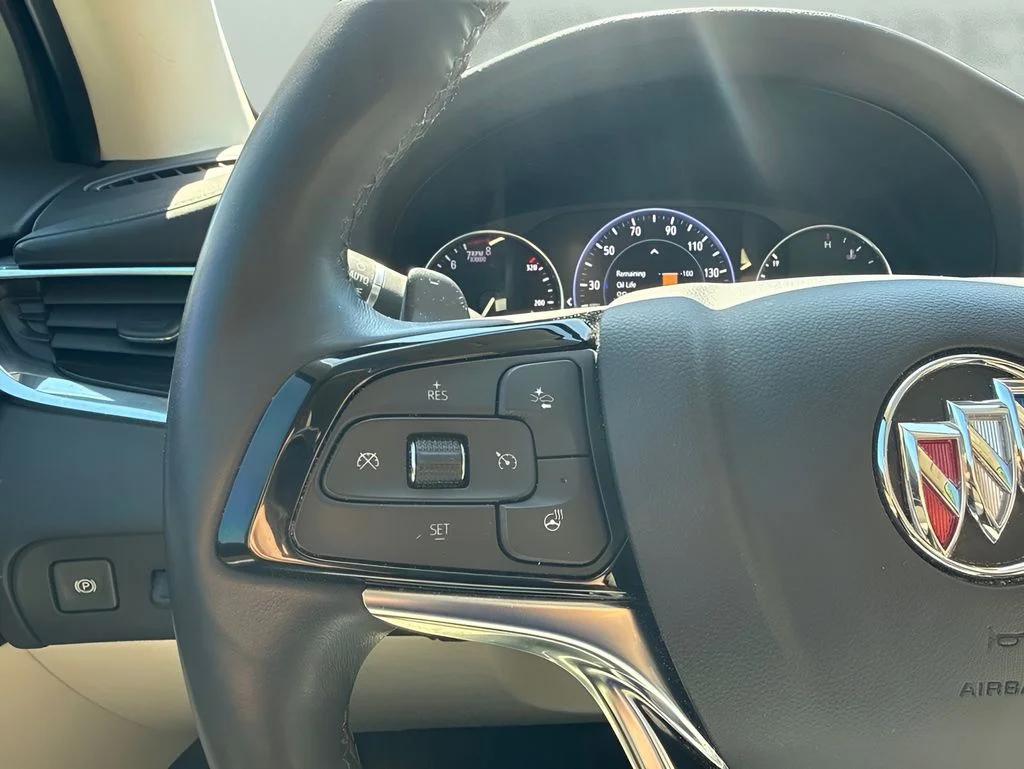 Used 2023 White Buick Premium Group image 18