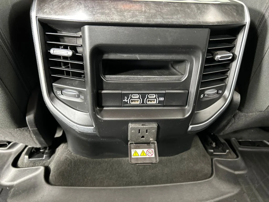 Used 2019 Black Ram Big Horn/Lone Star image 18