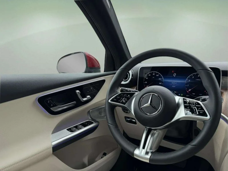 Certified Used 2026 MANUFAKTUR Patagonia Red Metallic Mercedes-Benz GLC 300 image 14