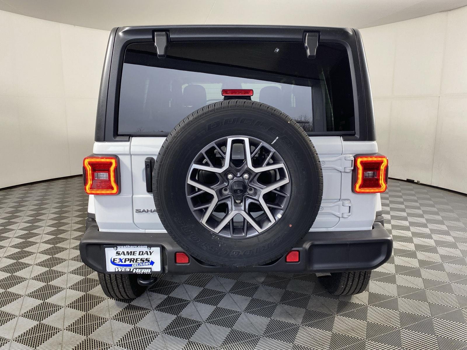 Used 2026 Bright White Jeep Sahara image 13