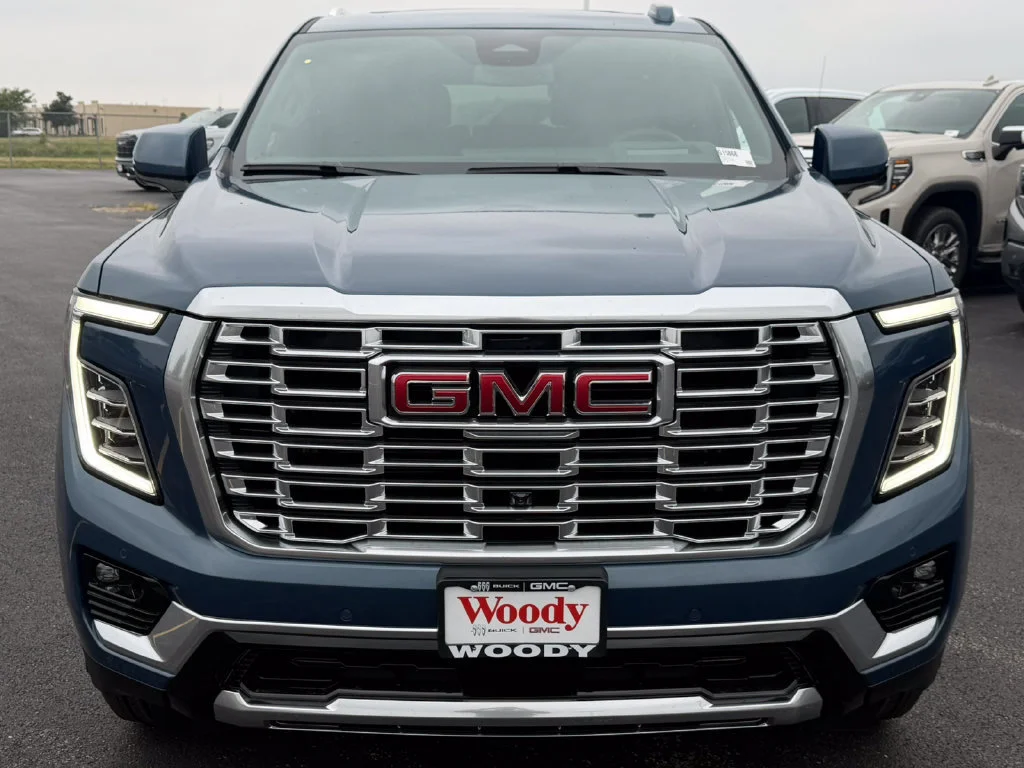 2026 GMC Yukon Denali - Photo 22