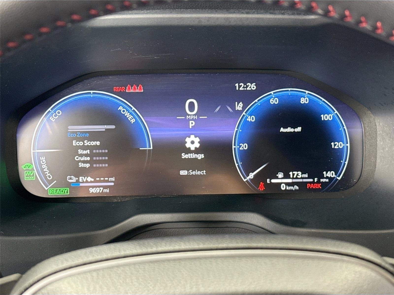 2025 Toyota RAV4 XSE - Photo 21