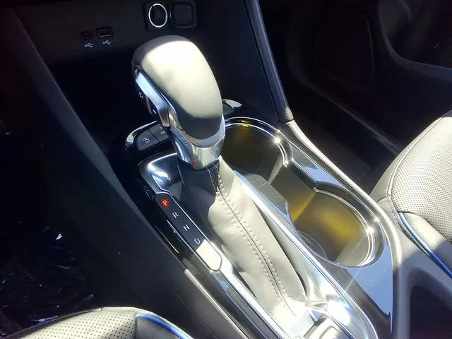 New 2026 Summit White Buick Sport Touring image 21