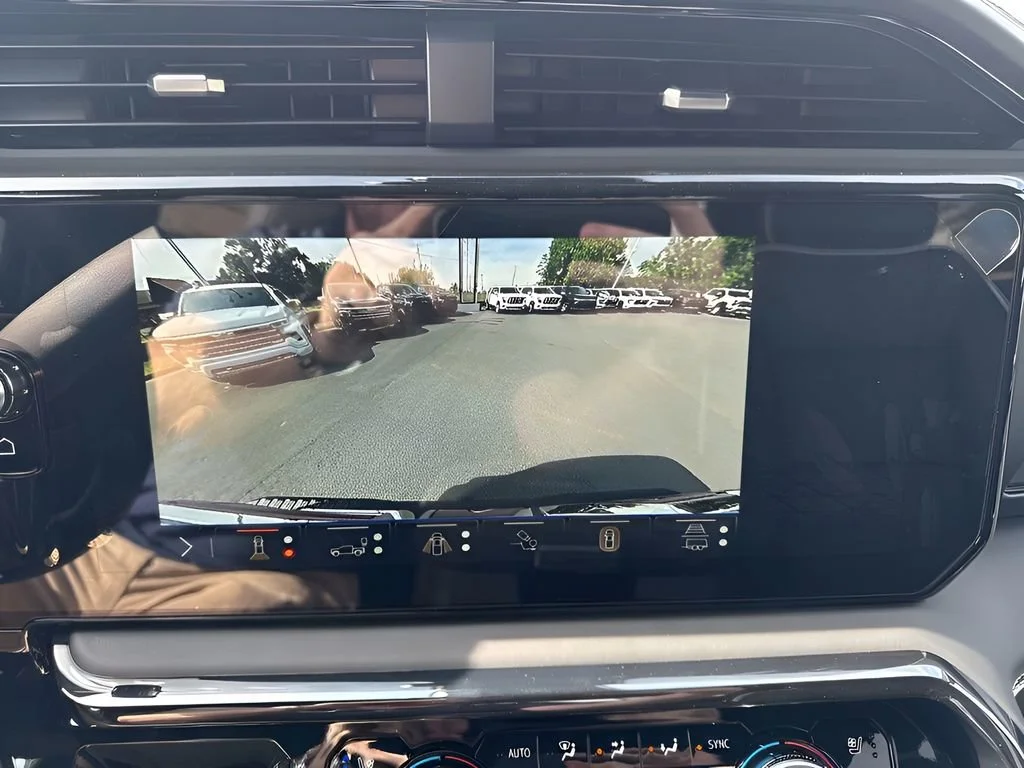 New 2026 Onyx Black GMC AT4X image 31