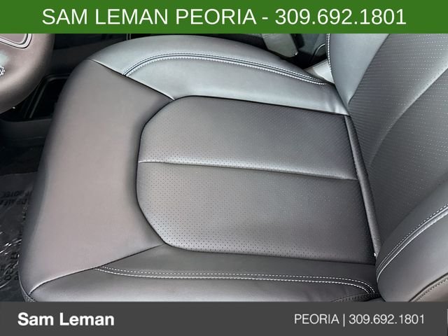 2026 Chrysler Pacifica Select - Photo 19
