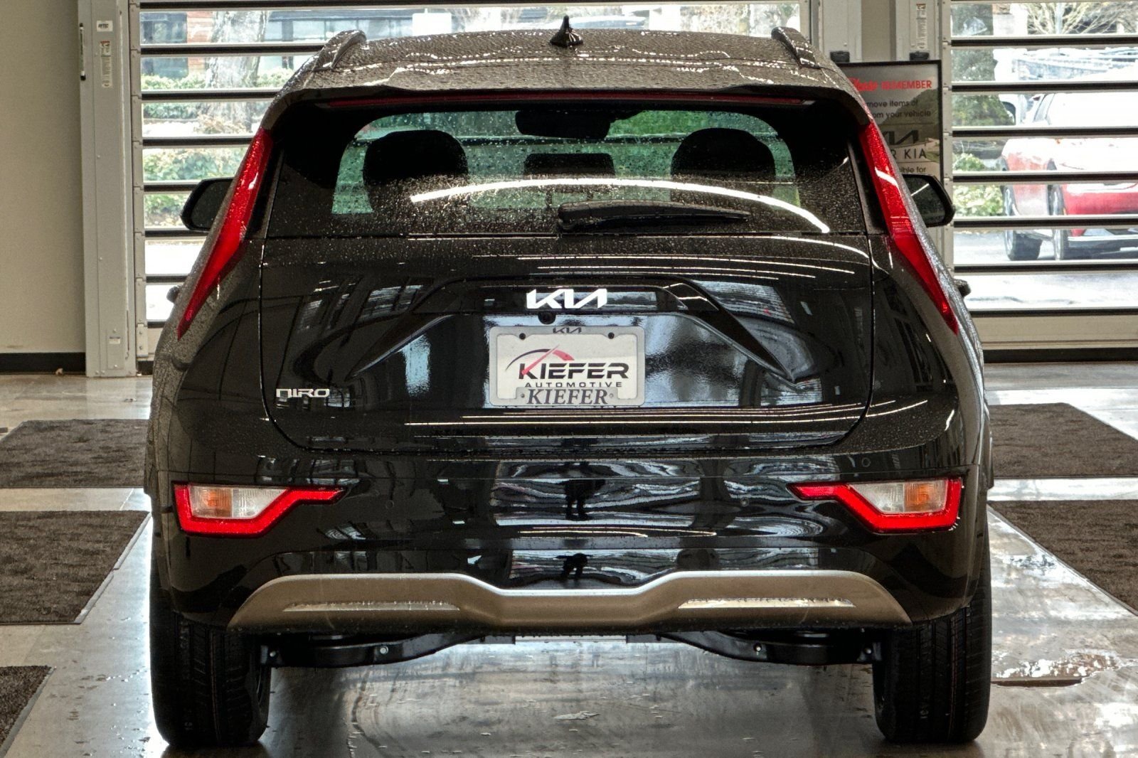 New 2026 Aurora Black Pearl Kia WIND image 4