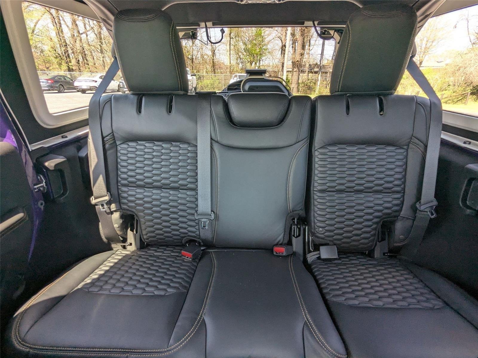 New 2026 Reign Exterior Paint Jeep Sahara image 21