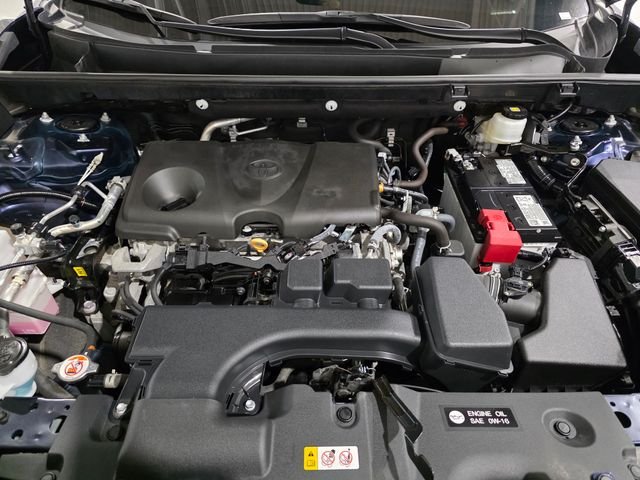 Certified Used 2025  Toyota XLE image 26