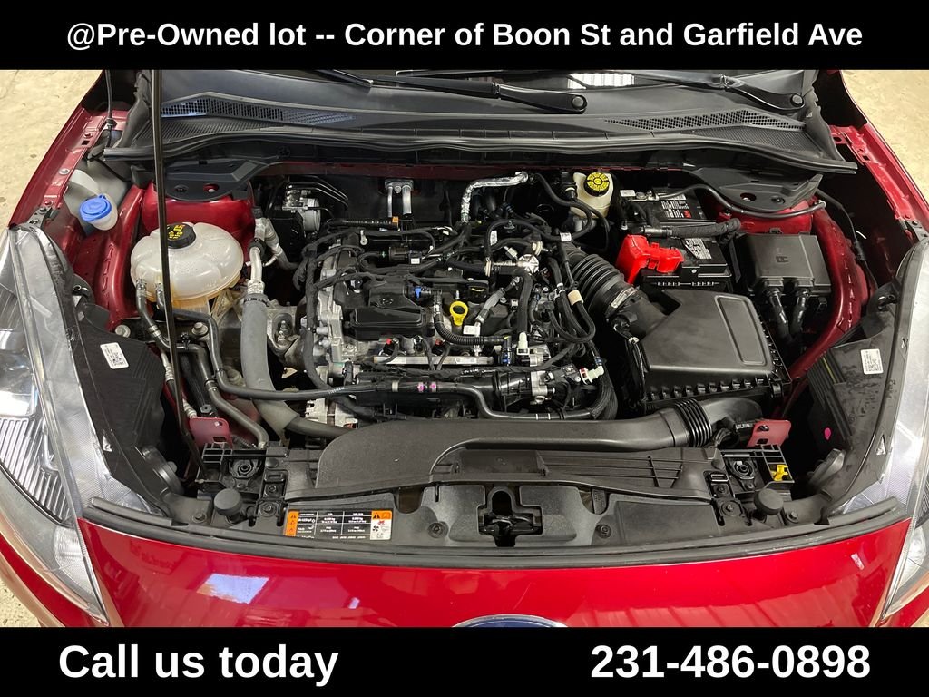Used 2022 Red Ford SEL image 3