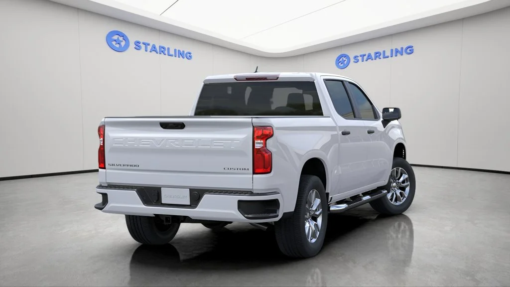 New 2026 Summit White Chevrolet Custom image 5