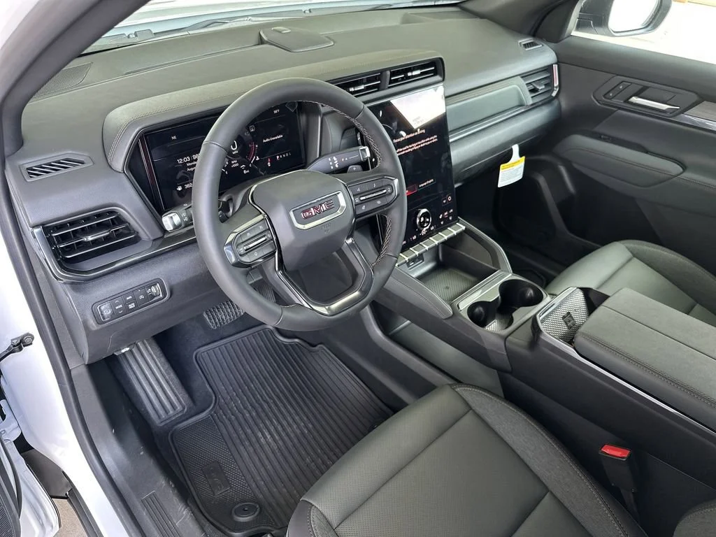 2026 GMC Terrain AT4 - Photo 13
