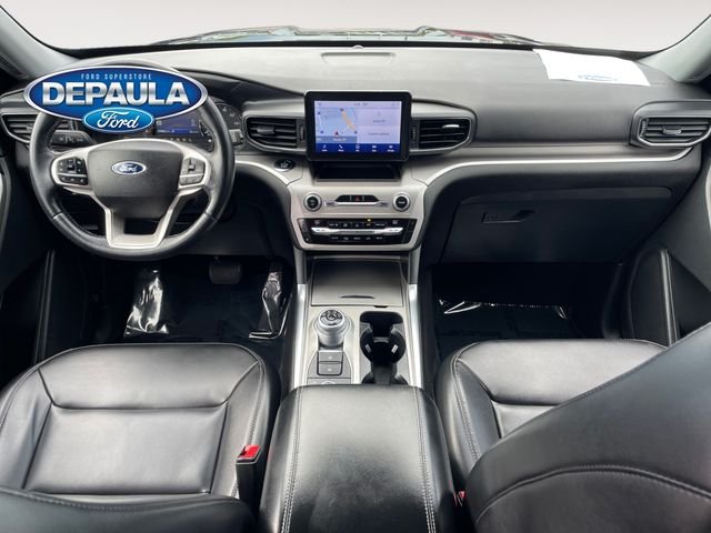 Used 2021 Black Ford XLT image 13