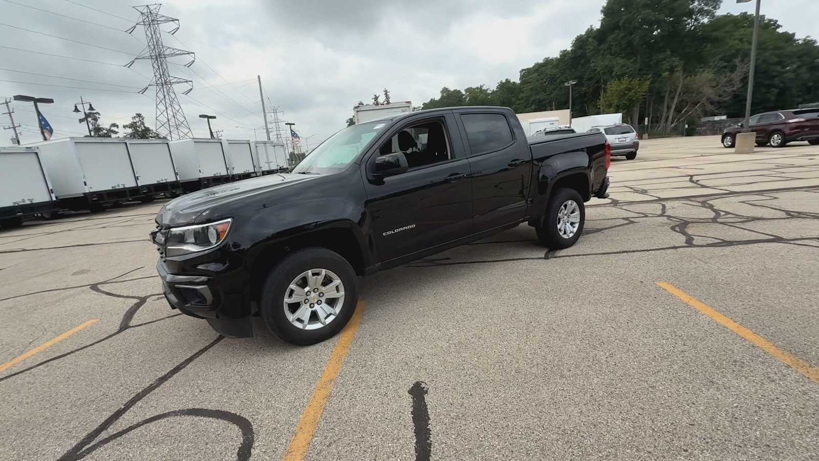 Certified Used 2022 BLACK Chevrolet 4WD LT image 4