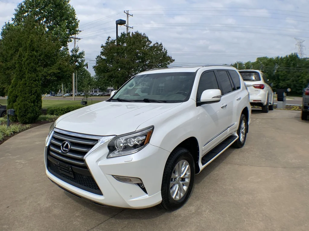 2016 Lexus GX 460 460 Luxury's photo