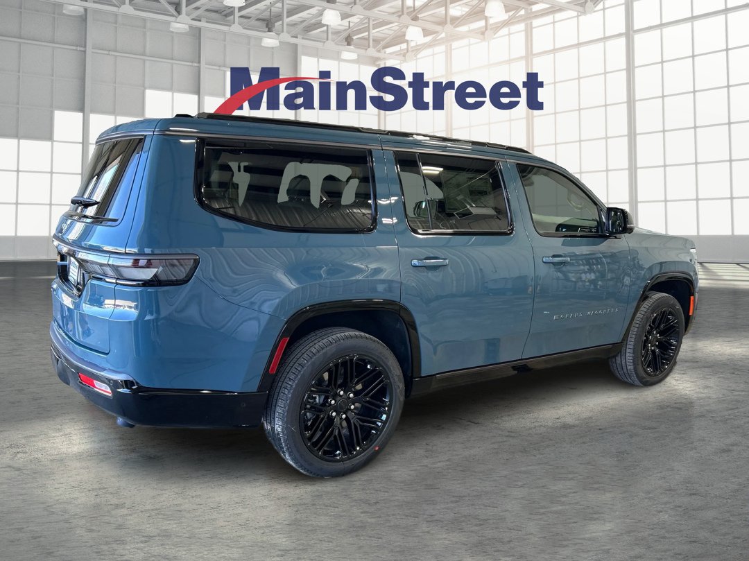 New 2026 Steel Blue Exterior Paint Jeep Limited Reserve image 5