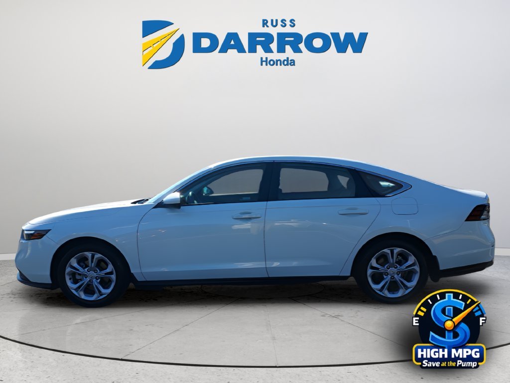 Used 2025 White Honda LX image 2