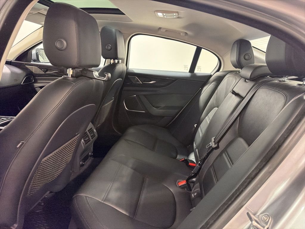 Used 2020 Eiger Gray Metallic Jaguar S image 22