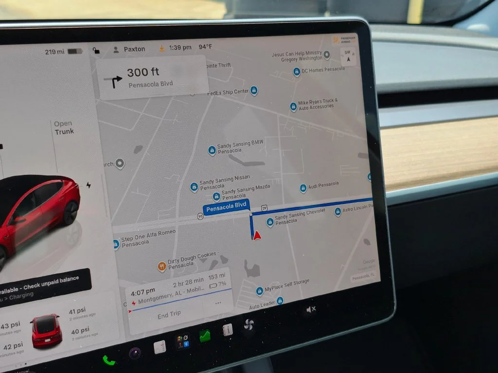 Used 2022 Red Tesla Long Range image 19