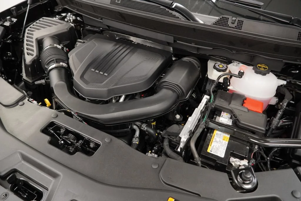 New 2027 Mosaic Black Metallic Chevrolet LT image 41