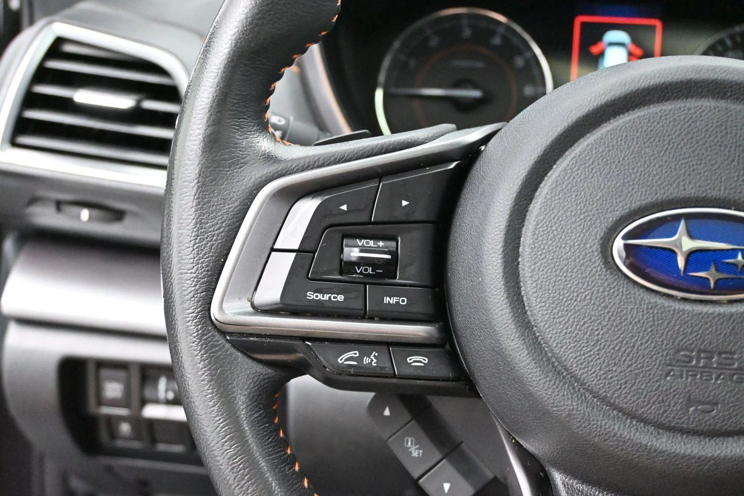 Used 2019 Dark Gray Metallic Subaru Limited image 16