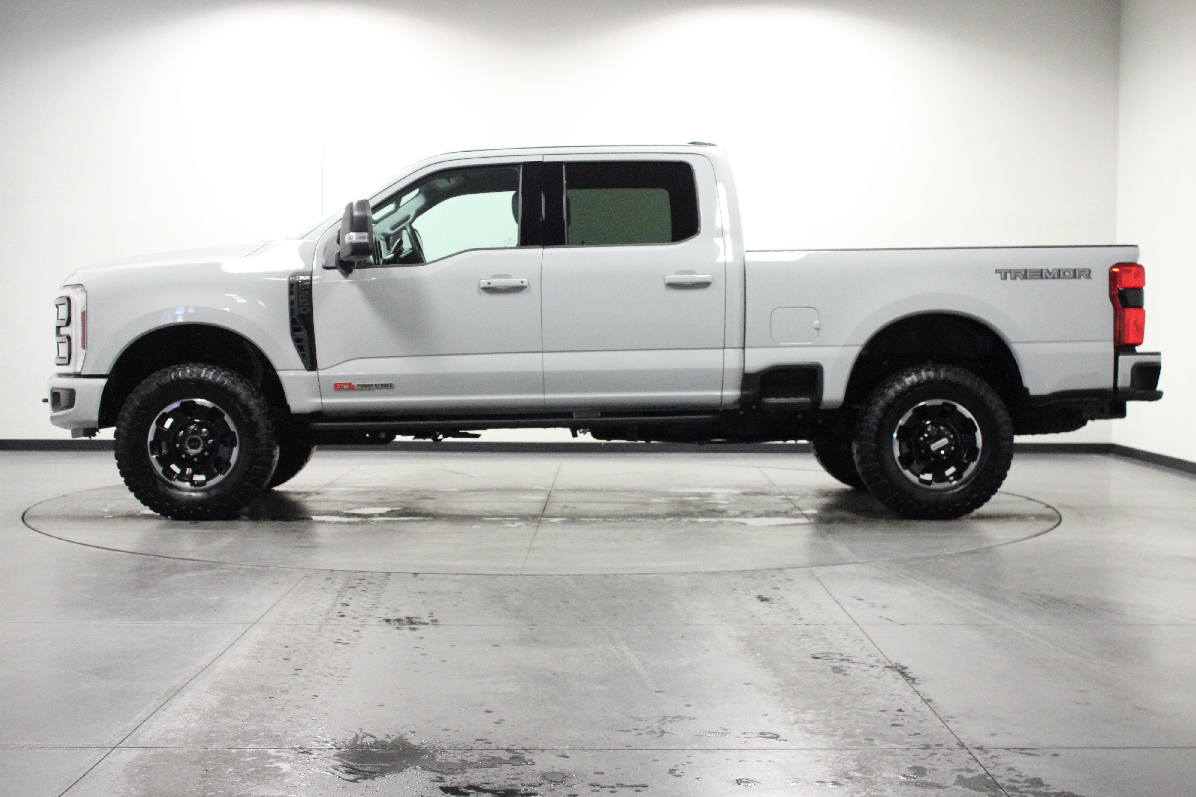 2025 Ford F-250 Super Duty XLT - Photo 7