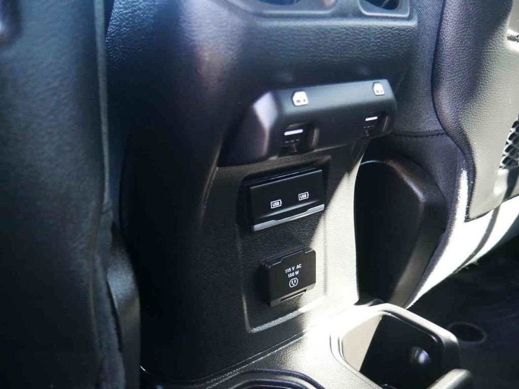 Used 2024 Silver Jeep Rubicon image 19