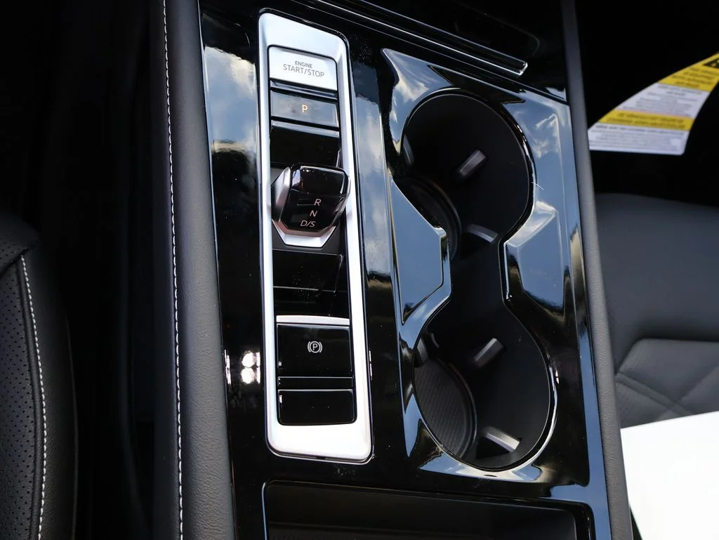 New 2026 Silver Volkswagen 2.0T SE w/Technology image 16