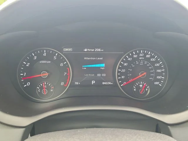Used 2019 Blue Kia GT2 image 18