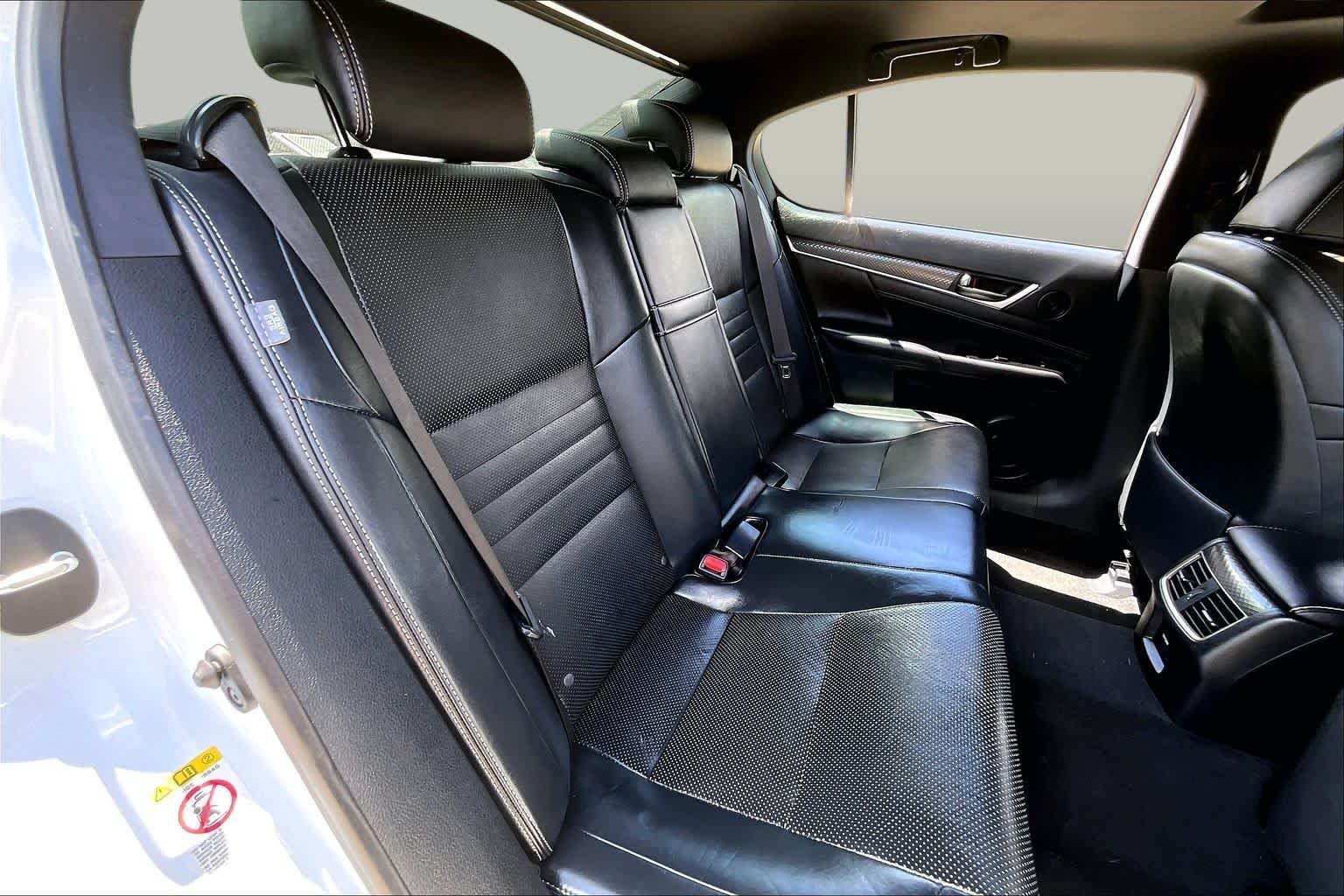 Used 2016 Ultra White Lexus F Sport image 20