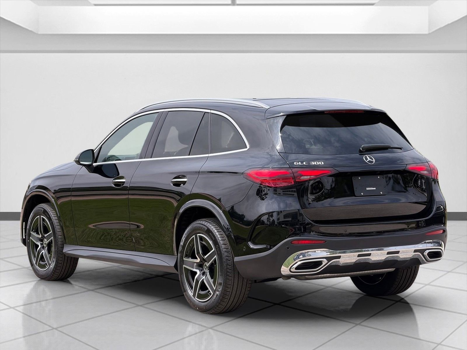 New 2026 Black Mercedes-Benz GLC 300 image 27